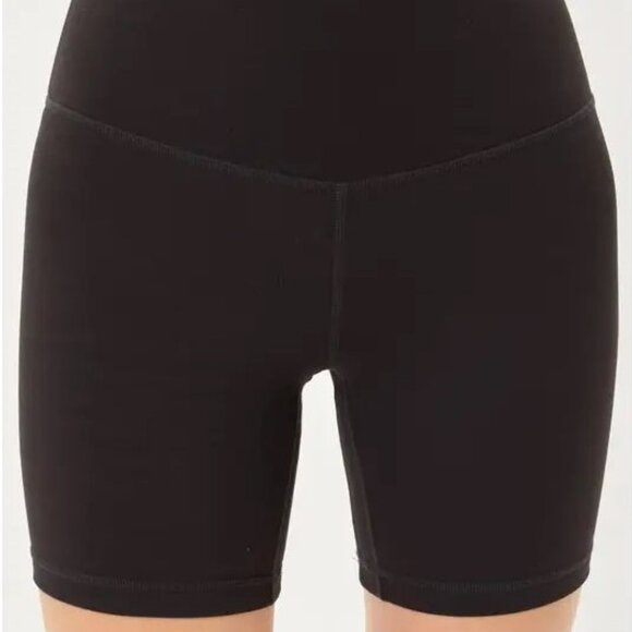 BLACK BIKER SHORTS - Picture 1 of 2